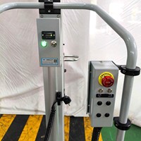 Chariot élévateur électrique avec rotation motorisée à 90 degrés
