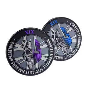 Sản xuất tùy chỉnh 2D/3D cao su huy hiệu vá made may vá thiết kế cao su Logo PVC các bản vá lỗi cho nhãn hiệu quần áo - Product Image 2