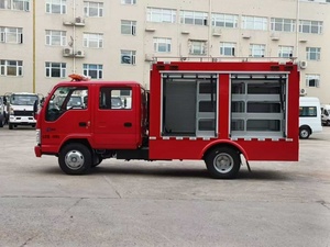 Camión de Bomberos de Espuma 4x2 con Control Remoto, Camión de Bomberos Isuzu con Tanque de 6300L para Rescate de Incendios Municipales, Fábricas y Uso de Emergencia - Product Image 4