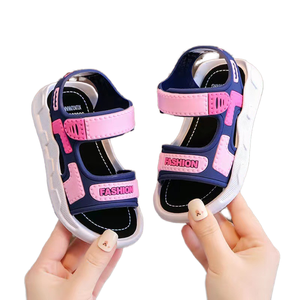 Novedad de verano 2024, sandalias de suela blanda con diseño antideslizante para niños grandes, estudiantes y niños pequeños, zapatos de playa para bebés - Product Image 6