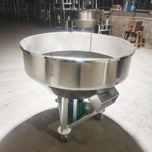 เครื่องผสมอาหารสัตว์สแตนเลสพร้อมมอเตอร์ โครงสีแดง สำหรับผสมอาหารไก่และปลา - Product Image 4