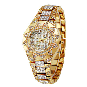 Orologio da Polso Femminile <span class=keywords><strong>di</strong></span> Alta Gamma con Movimento al Quarzo Giapponese, Diamanti Baguette e Cassa Dorata - Product Image 3