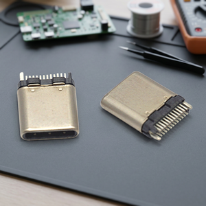 Conector USB 3.1 Tipo C Macho de Ariba Technology, para Soldar en PCB, de Alta Velocidad, con Contactos Dorados, Carcasa de Aleación de Cobre UL94V-0 LCP y Acero - Product Image 2