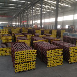Encofrado de poste de gato de apuntalamiento ajustable de 4 soportes de acero de larga duración para apuntalamiento de soporte de construcción - Product Image 3