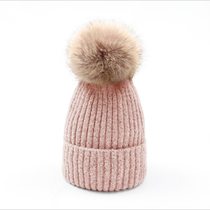 Chapeau tricoté à la mode chaud couleur unie chapeau d'hiver à la mode pour les femmes Simple chapeau de <span class=keywords><strong>bonnet</strong></span> polyvalent avec <span class=keywords><strong>pompon</strong></span> - Product Image 4