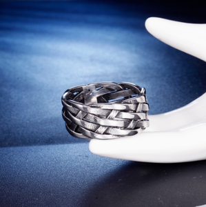 Bague pour homme en acier inoxydable vintage, ajourée, tressée, 12 mm de large - Product Image 4
