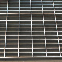 Grille de drainage en acier inoxydable galvanisé à chaud, à dents, antidérapante, durable et anticorrosion, pour couvercle de tranchée et parking de villa