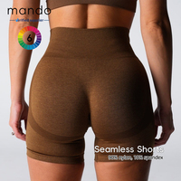 Shorts de yoga légers et sans coutures en tissu nylon et élasthanne, respirants, doux et élastiques pour femmes