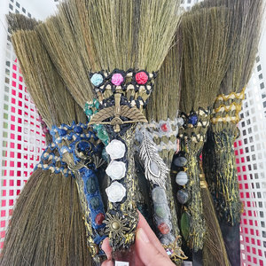 Wholesale Folk Crafts Fluorite Magic Broom <strong>Crystals</strong> Polished Amethyst <strong>Witch</strong> Broom Energy Quartz Gemstone Model Love Decor Gifts - Product Image 6
