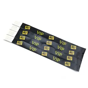 Werbe geschenke Ready Stock Einweg-Papier armband, wasserdichtes Custom Tyvek Armband für VIP Festival