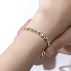 MSB-670 Messi Jewelry กำไลข้อมือเพชรทรงกลมแบบเทนนิส ดีไซน์ดอกไม้โปร่งลายฉลุ ประดับเพชรแล็บ 14k ปรับแต่งได้ - Product Image 3