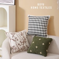 26 Bantal Lempar Rajutan Chenille Bulu Domba 3D Bersulam Jacquard Bergaris Gaya Instagram Nordik Baru Bentuk Persegi yang Dapat Dikustomisasi