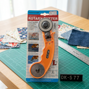 DK-577 45MM Rotary <b>Cutter</b> | Rotary <b>Cutter</b> 45mm Plastic Handle Durable Leather Craft Tool - Product Image 3