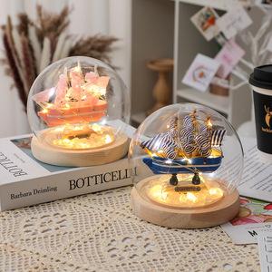 Lampada Notturna LED a Forma di Barca a Vela, Luce Blu/Rosa a Batteria, per Inaugurazioni Aziendali e Regali di Benvenuto - Product Image 1
