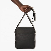 Op maat gemaakte logo lederen tassen heren dagrugzak casual zakelijke schouder crossbody handtas voor heren