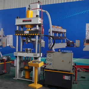 Machine de presse hydraulique pour la fabrication de dalles de plafond en aluminium / de casseroles en aluminium - Product Image 5