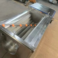 Machine de lavage et d'épluchage de fruits et légumes à prix d'usine pour manioc, gingembre et pommes de terre