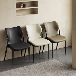 Silla de Comedor de Diseño Italiano Moderno y Minimalista, con Asiento y Respaldo Tapizados en Cuero, para Islas de Cocina - Product Image 1