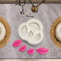 3D Silikonharz-Epoxidform mit 4 Löchern in Lippenform für Kinder-DIY, handgemachte Ton-, Kuchen-, Süßigkeiten-, Spitzen- und Schokoladendekoration, umweltfreundlich, OPP-Beutel