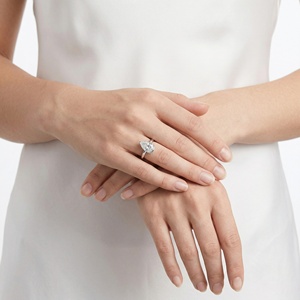 Bague de fiançailles de luxe en or blanc, rose et jaune 14 <span class=keywords><strong>carats</strong></span> avec <span class=keywords><strong>diamant</strong></span> de laboratoire taille poire 2 <span class=keywords><strong>carats</strong></span> Good Century – Bijoux de mariée raffinés - Product Image 5