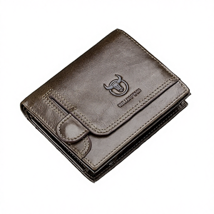 กระเป๋าสตางค์หนังแท้สำหรับผู้ชาย รุ่น QB037 ป้องกัน RFID พร้อมซับในโพลีเอสเตอร์และซิปปิด - Product Image 4