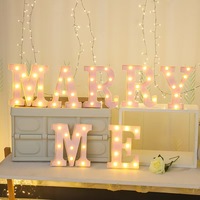 Lumières LED en plastique en forme de lettres anglaises lumineuses roses transfrontalières pour proposition de mariage, décoration de confession, et lumières numériques pour fête d'anniversaire