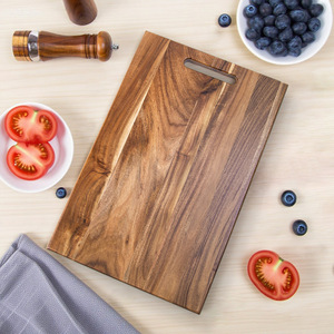Tabla de Cortar de Madera Maciza Ecológica Natural, Grande, en Forma de Casa, Estilo Minimalista Decorativo, de Madera de Acacia - Product Image 4
