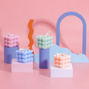 Florescence - Vela Aromática en Forma de Corazón con <span class=keywords><strong>Cubo</strong></span> de <span class=keywords><strong>Rubik</strong></span>, Colores Personalizables, Venta al por Mayor, Regalo Pequeño para Bodas y Festividades - Product Image 1