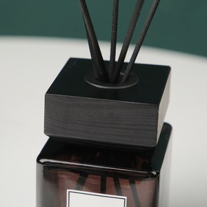 100Ml/200Ml Tùy Chỉnh Gỗ Nắp Tự Nhiên Gậy Khuếch Tán Bán Buôn Nhà Hương Thơm Cho Làm Mát Không Khí - Product Image 2