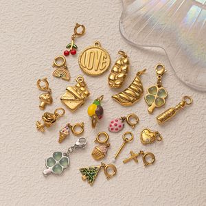 ช่วงเวลาแห่งเทศกาล |   จี้สแตนเลสสตีลชุบทอง 18K PVD |   เครื่องประดับอาหารและของตกแต่ง |   กันน้ำ ป้องกันอาการแพ้ และทนทาน - Product Image 6
