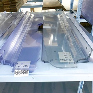 Tùy chỉnh OEM Polycarbonate kính chắn gió cho xe uốn khắc in lớp phủ | PC xử lý cắt vật liệu chào đón - Product Image 4