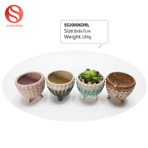 Style américain antique <span class=keywords><strong>trois</strong></span> pieds jardinière en céramique pot de fleur avec succulentes artificielles - Product Image 2