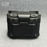 Accessoires de moto Boîte de rangement intégrale pour deux casques Boîte à bagages en PP pour motos