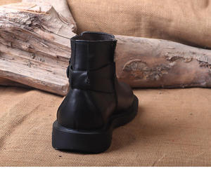 Bottes montantes en cuir véritable pour hommes, bout rond, avec boucle, semelle extérieure en caoutchouc antidérapante, chaussures de ville pour le travail, livraison directe - Product Image 6