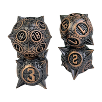Ensemble de dés en métal écologiques durables avec logo personnalisé, vente en gros, 7 pièces, dés polyédriques à angle droit pour les jeux de rôle et les jeux de société