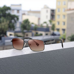 Высококачественные комфортные солнцезащитные очки UV400, модные прямоугольные дизайнерские очки для улицы, поляризованные, с золотой металлической оправой, для мужчин - Product Image 4