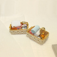 Approvisionnement direct d'accessoires pour maison de poupée, modèle miniature créatif DIY, panier simple pour accessoires de bain miniatures pour jouets G122