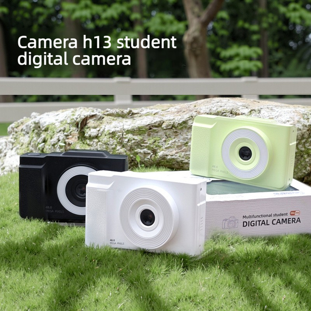 Retro CCD Digital Camera 48MP 2.8-inch LCD Screen High Quality Shooting Recording Compact Portable Camera for Life Travel