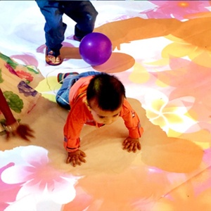 Thiết Bị Công Viên Giải Trí: Trò Chơi Chiếu Sàn Tương Tác Xe Ngựa Với Các Trò Chơi Miễn Phí Cho Sân Chơi Trẻ Em. - Product Image 4