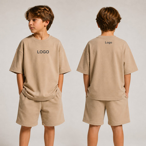 Set Estivo 2 Pezzi per Bambini: T-shirt Oversize a Maniche Corte e <span class=keywords><strong>Pantaloncini</strong></span> in 100% Cotone con Logo Personalizzato - Product Image 2