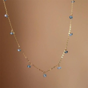 Collier ras du cou tendance pour femme en acier inoxydable plaqué or 18 carats avec pendentif breloque en zircon pour anniversaire - Product Image 1