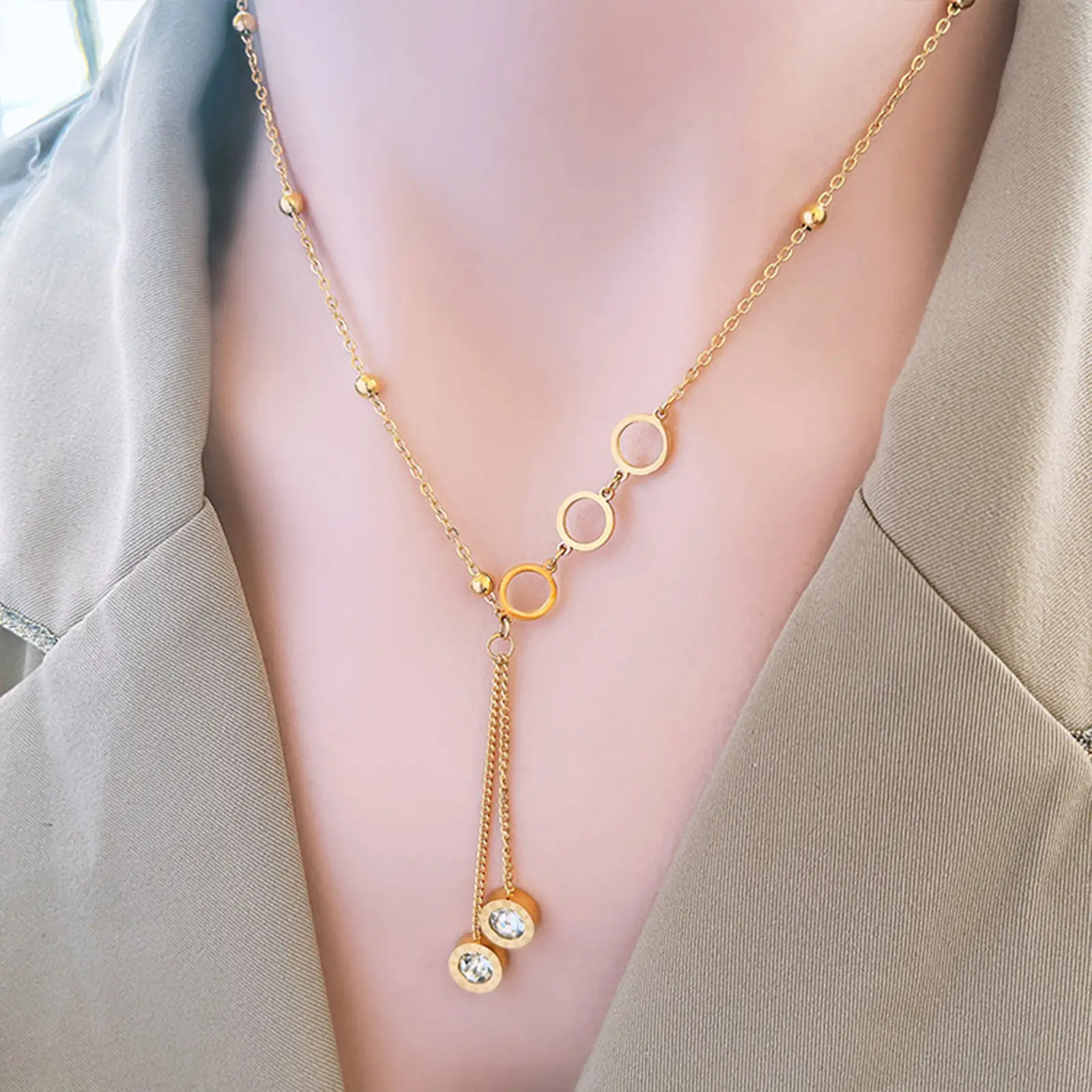 Collana di pietre preziose per la festa della mamma collana di perle in acciaio inossidabile circolare con zircone digitale romano collana di pietra naturale oro