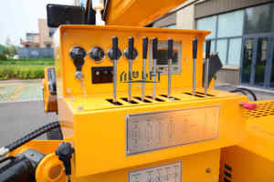 移动式蜘蛛式吊车 液压式迷你蜘蛛式吊车 3 吨级建筑用 - Product Image 5