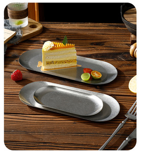 Petite assiette ovale jetable dorée en acier inoxydable avec extension divisée pour la restauration et la <span class=keywords><strong>vaisselle</strong></span> de fête - Product Image 2