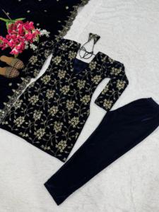 Traje de Terciopelo Pesado Puro con Bordado Intenso, Trabajo de Lentejuelas Múltiples, Manga con Bordado Completo, Hermoso Color Azul Oscuro - Product Image 4