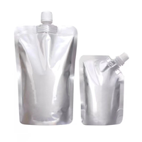 Emballage de pochette de recharge de liquide de jus de sac à bec verseur imprimé personnalisé Sac de pochette à bec verseur de cornue Pochette d'emballage pour liquide