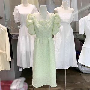 Femmes décontracté été <span class=keywords><strong>bohème</strong></span> floral col en V robes <span class=keywords><strong>mi</strong></span>-longues volants courts manches à plusieurs niveaux smocké mariage invité longues robes doux - Product Image 6
