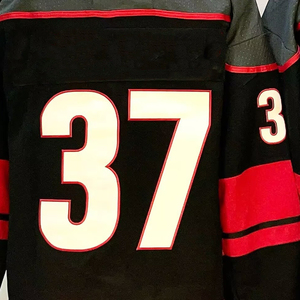 Jersey Hoki Es Bordir Berkualitas Tinggi untuk Pria, Warna Hitam, Gaya Pemain Bintang Custom, Jahitan Rapi, Bahan Mesh Bernapas, Seragam Olahraga Atletik - Product Image 4