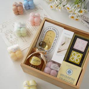 Parfum d'intérieur personnalisé cire de soja parfum sucré bonbons mini petite bougie cube bougie créative parfumée pour cadeau - Product Image 4