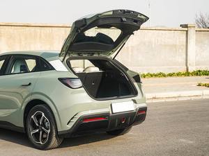 Voiture à énergie nouvelle de haute qualité, New Seal 06 GT 2025, version Smart Drive, véhicule électrique 505 Wave, 5 portes, 5 places, berline - Product Image 4